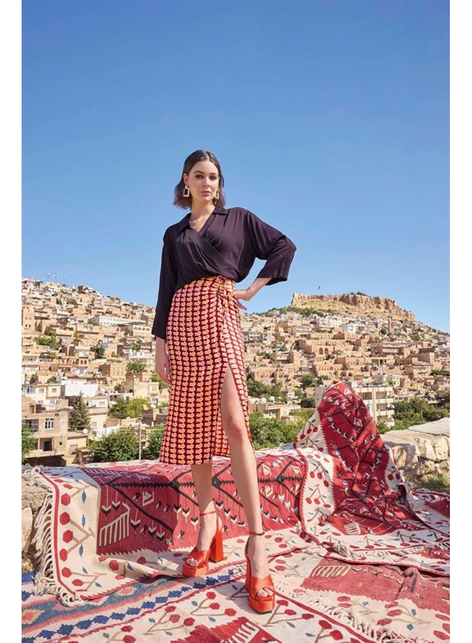 Etnik Desenli Saten Etek Takımı