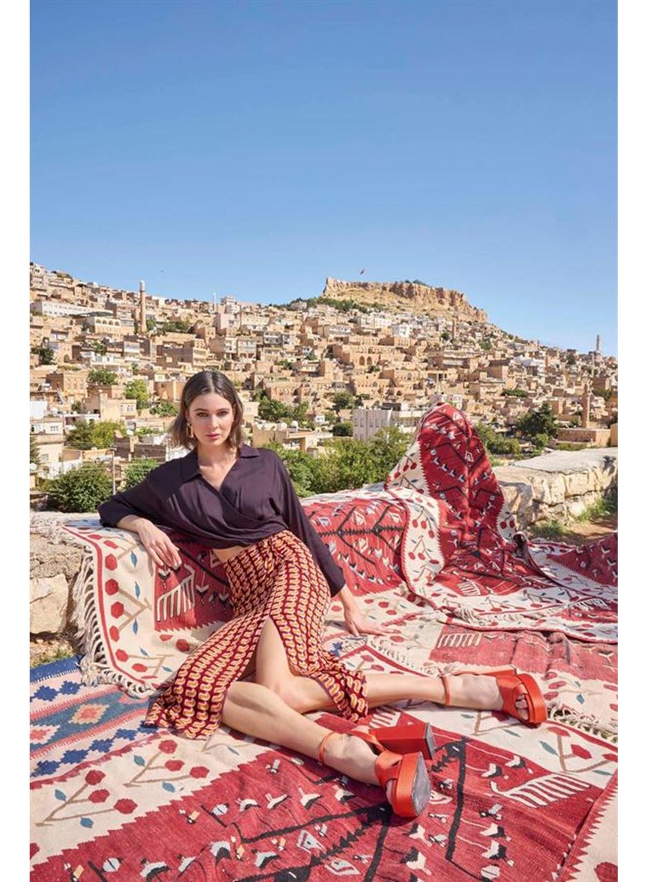 Etnik Desenli Saten Etek Takımı