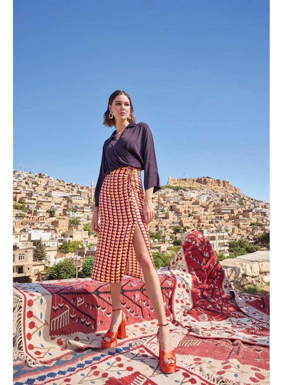 Etnik Desenli Saten Etek Takımı