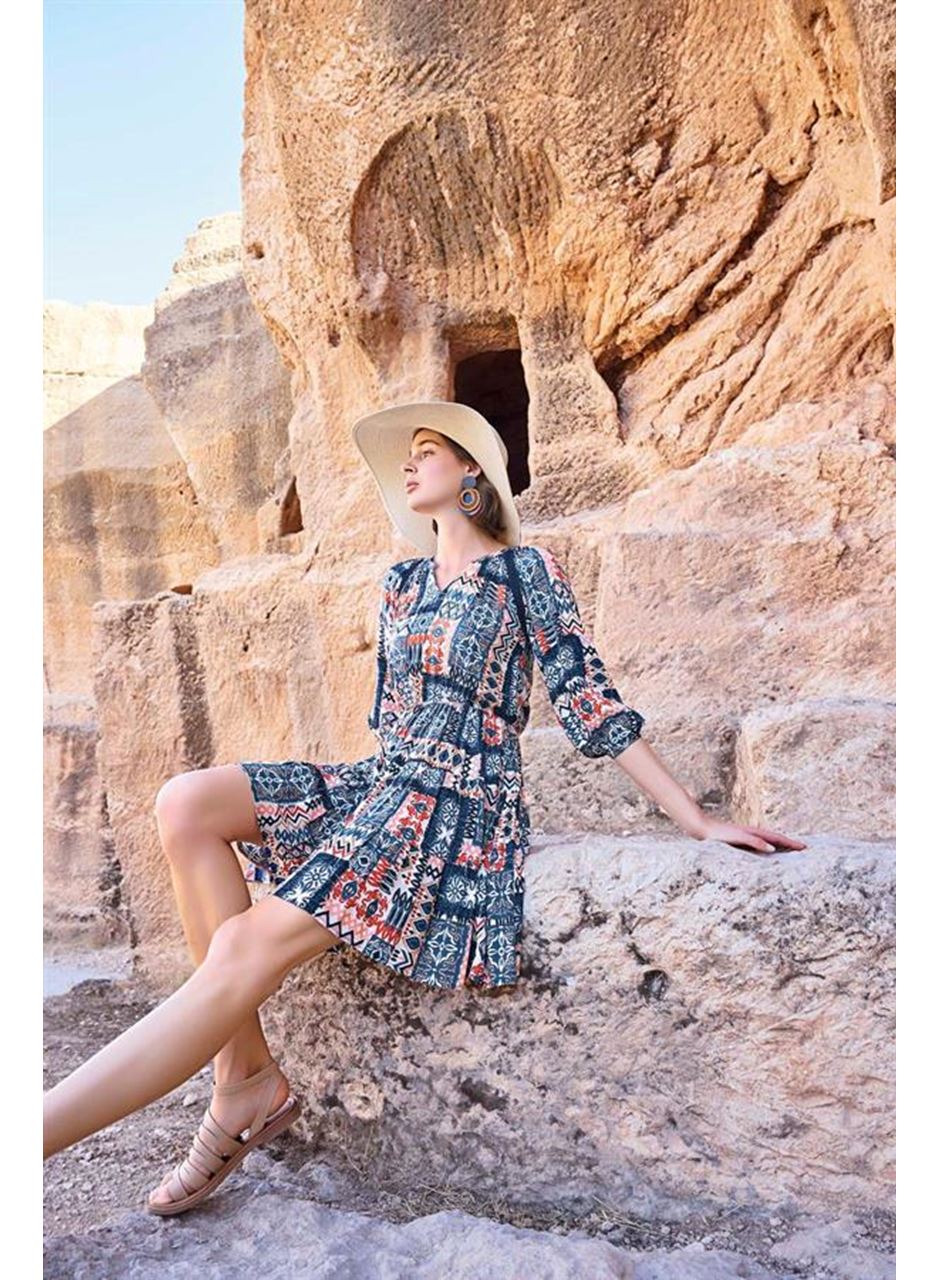 Etnik Desenli Truvakar Kollu V Yaka Elbise