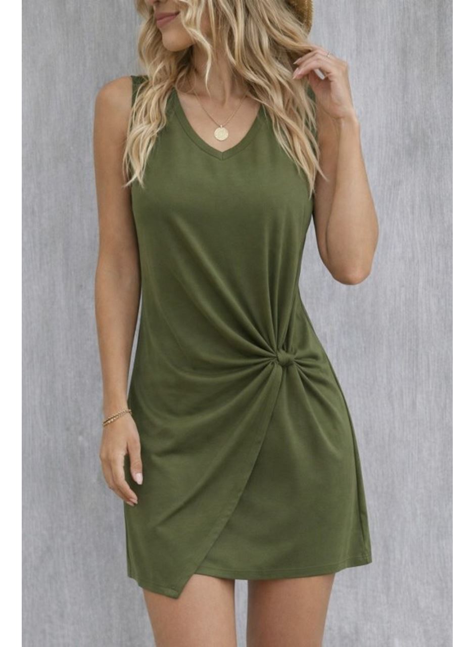 Kadın Askılı V Yakalı Yandan Asimetrik Detaylı Kısa Viskon Elbise