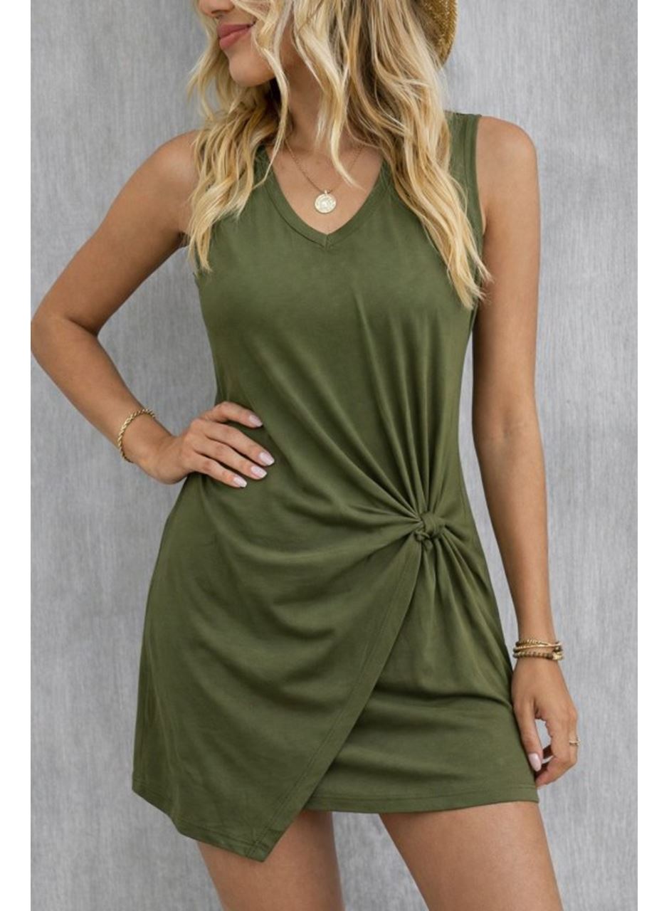 Kadın Askılı V Yakalı Yandan Asimetrik Detaylı Kısa Viskon Elbise