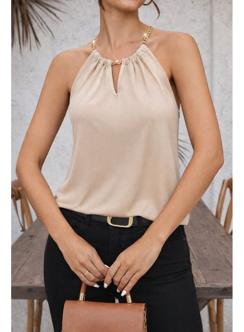 Kadın Omuzlardan Açık Zincir Halka Detaylı Sandy Bluz