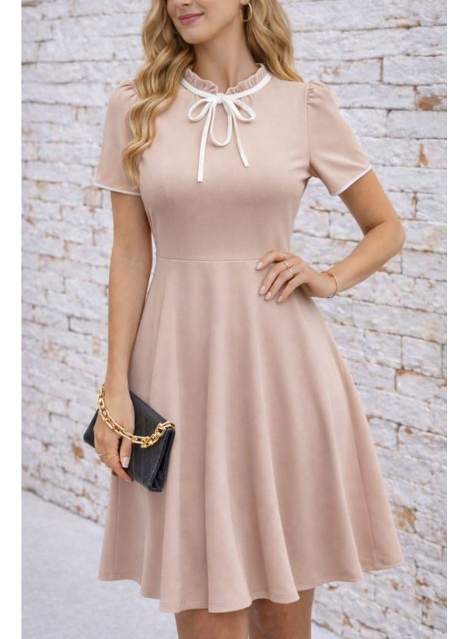 Kadın Kısa Kollu Yakadan Bağcıklı Ve Fırfırlı Midi Janjan Krep Elbise