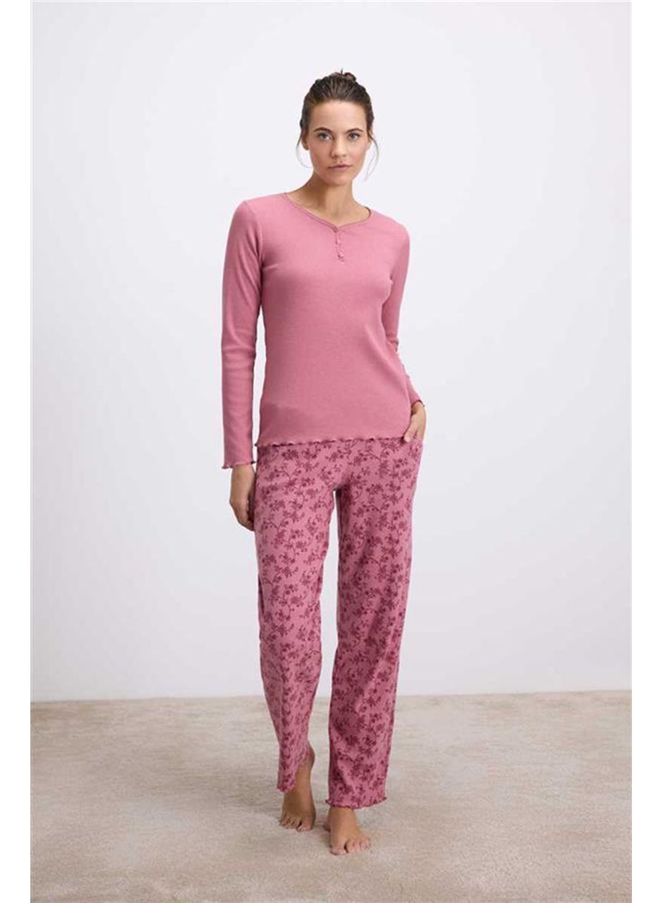 Uzun Kollu T-Shirt ve Desenli Pantolon Pijama Takımı