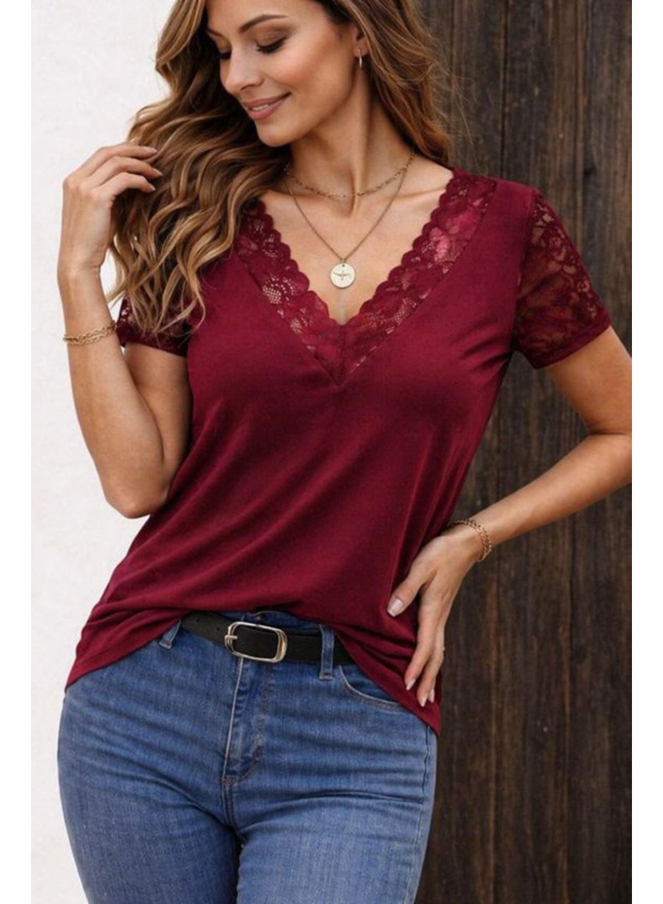 Kadın Kısa Kollu V Yakalı Dantelli Viskon Bluz
