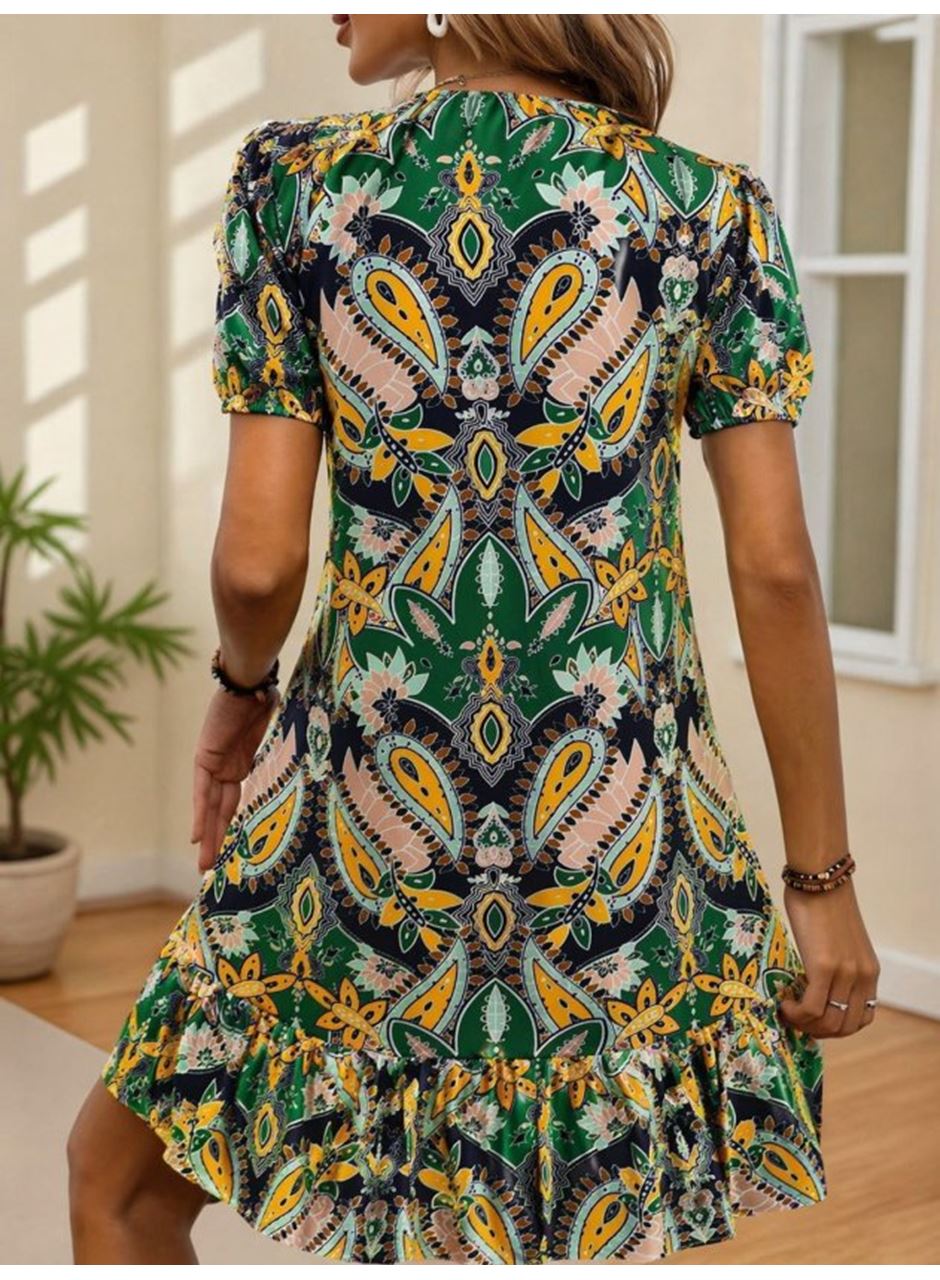 Kadın Kısa Kollu V Yakalı Desenli Kısa Süprem Elbise