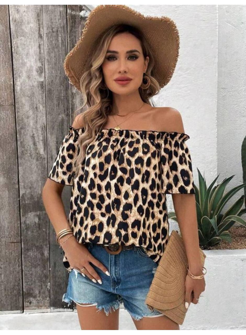 Kadın Madonna Yaka Fırfırlı Leopar Desenli Mikro Kumaş Bluz