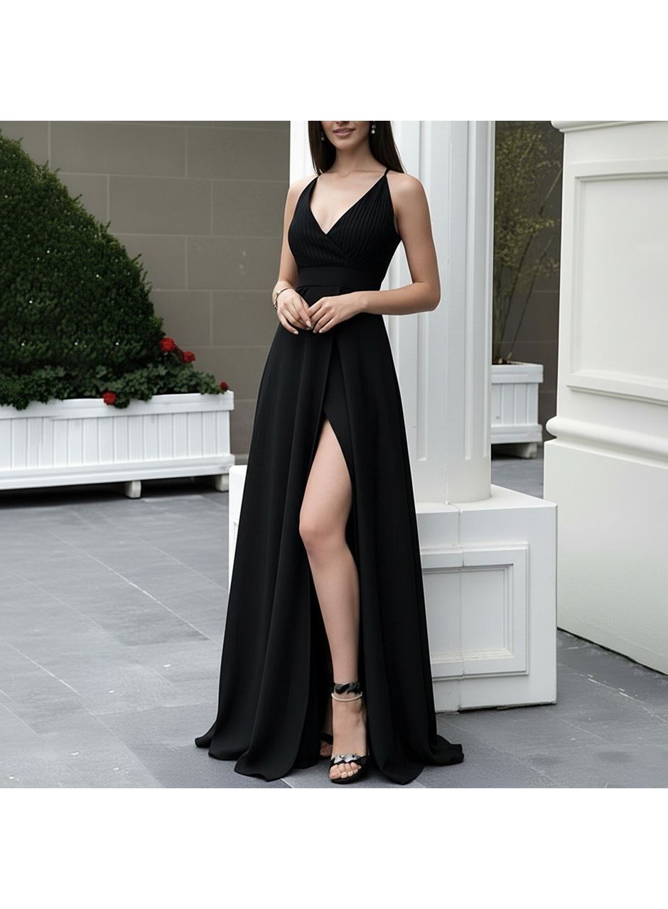 Kadın Ip Askılı Derin Uzun Yırtmaç Detaylı Yerli Krep Uzun Elbise