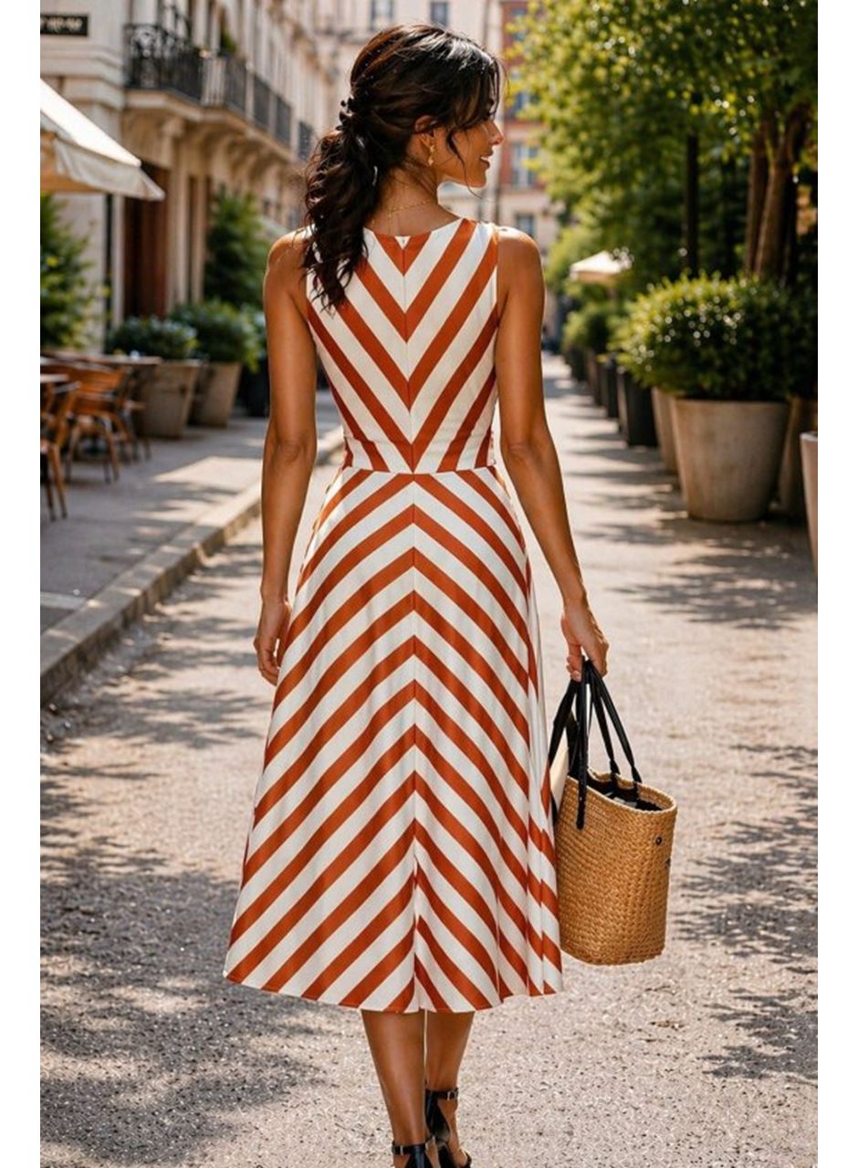 Kadın Askılı Kruvaze Yakalı Kemersiz çizgili Dalgıç Midi Elbise
