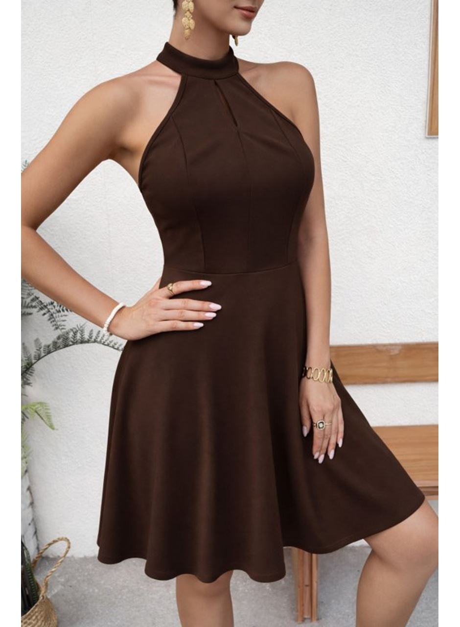 Kadın Omuzlardan Açık Balıkçı Yaka Arkadan Dantel Detaylı Kısa Ithal Krep Elbise