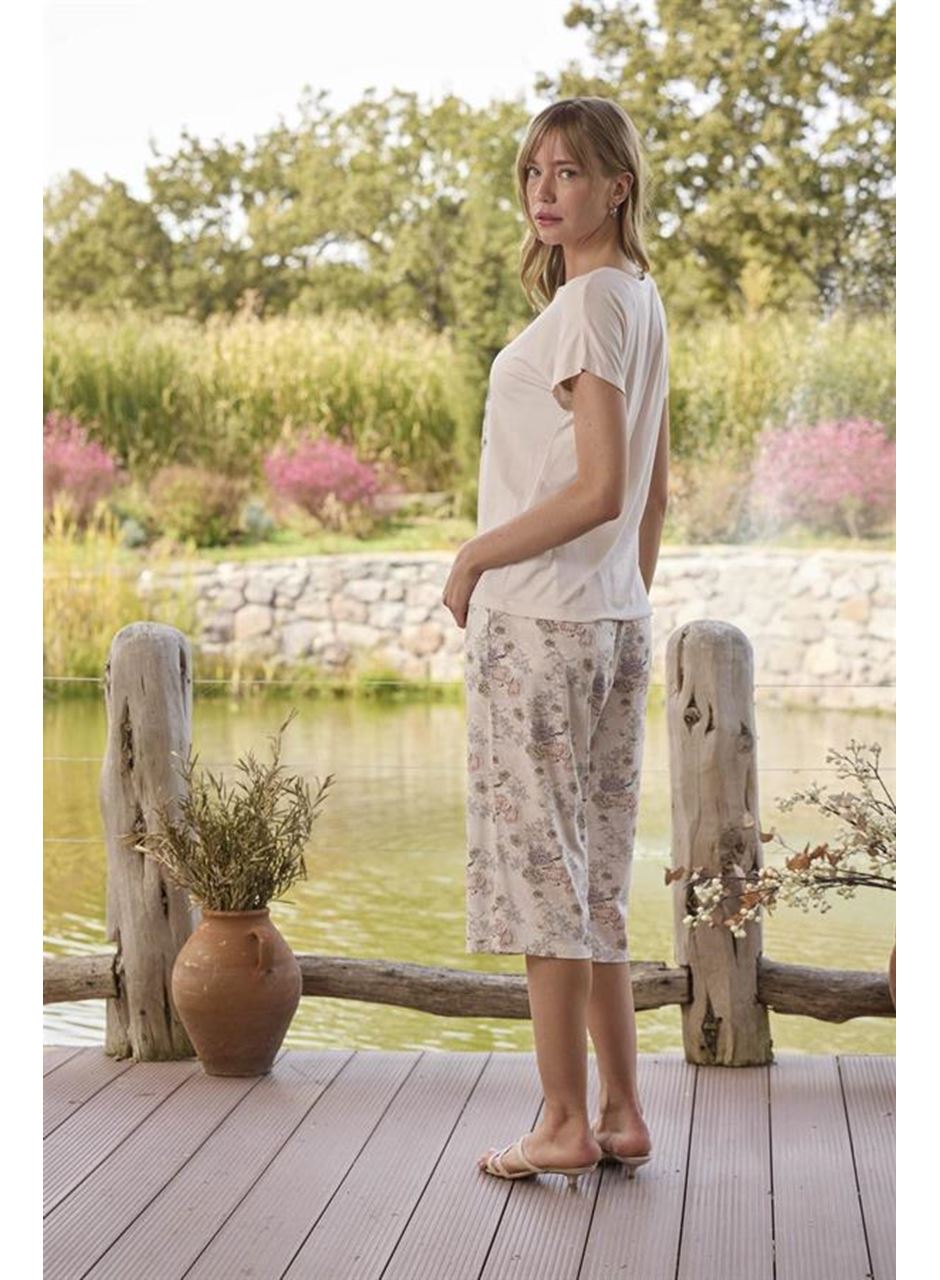 Çiçek Desenli ve Baskılı "You are Awesome" Kapri Takımı