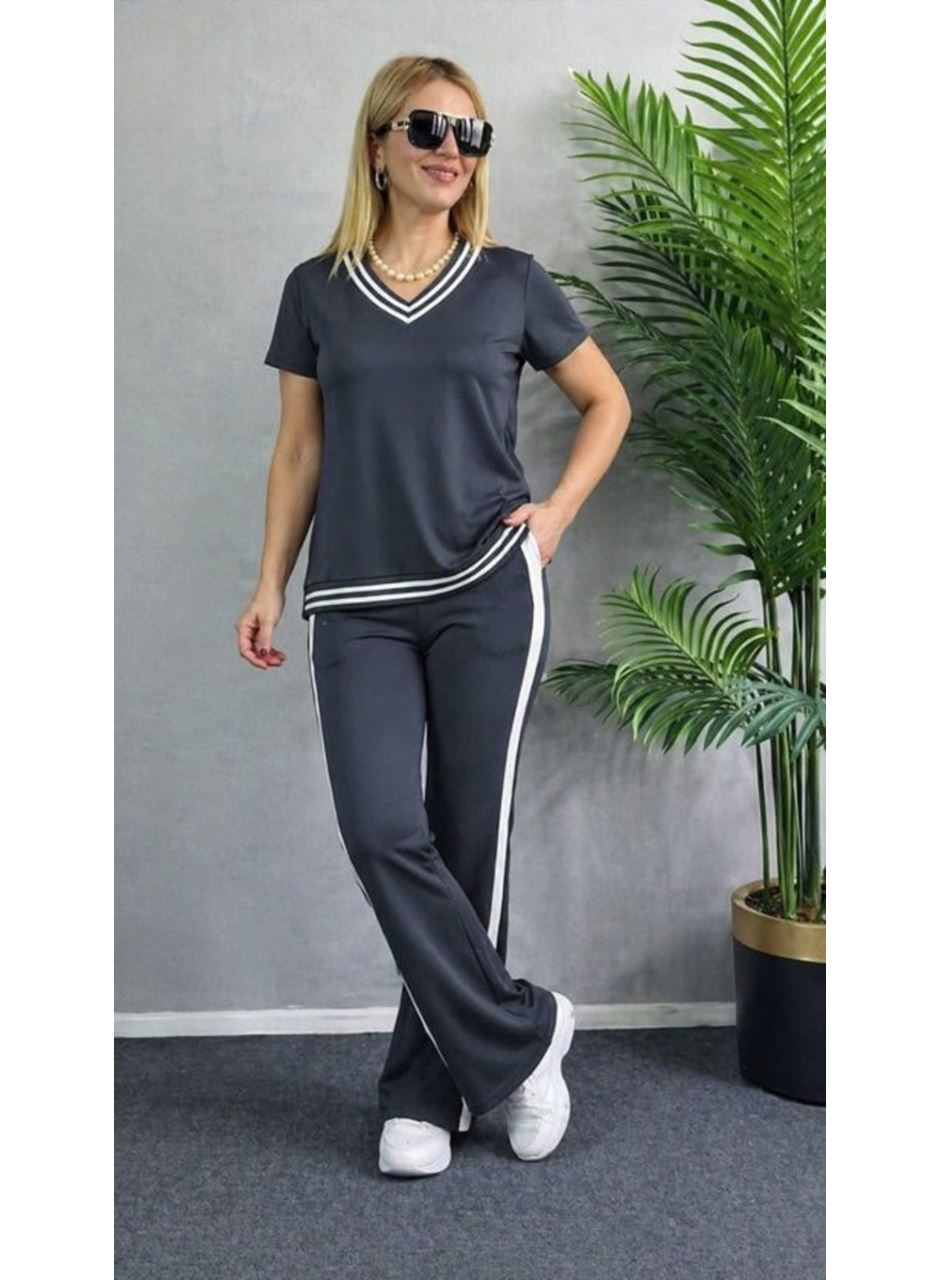 Kadın Kısa Kollu V Yakalı Viskon Iki Iplik Bluz Ve Pantolon Ikili Takım