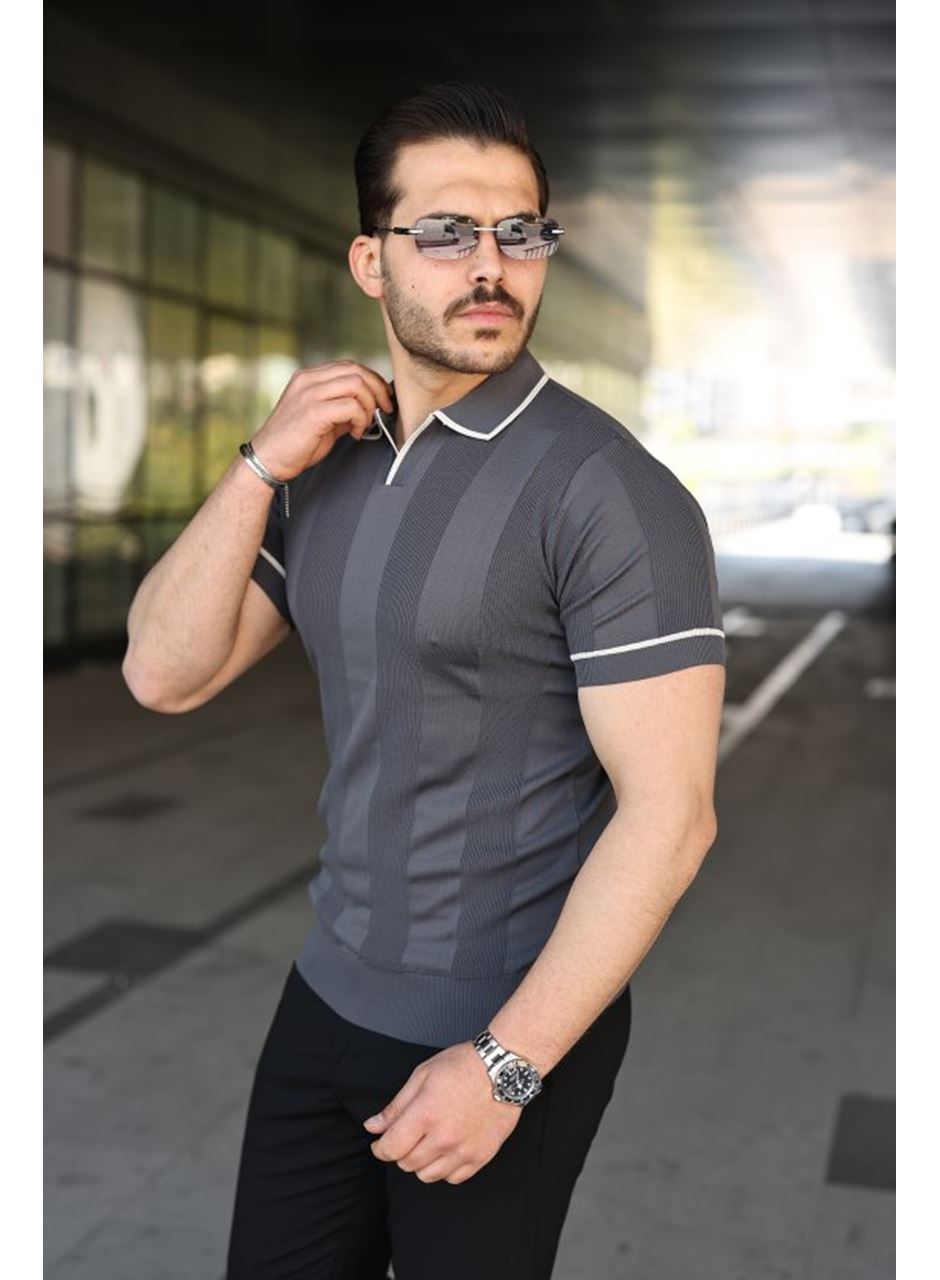 Erkek Dokulu Desen Yakalı Kısa Kollu Tişört