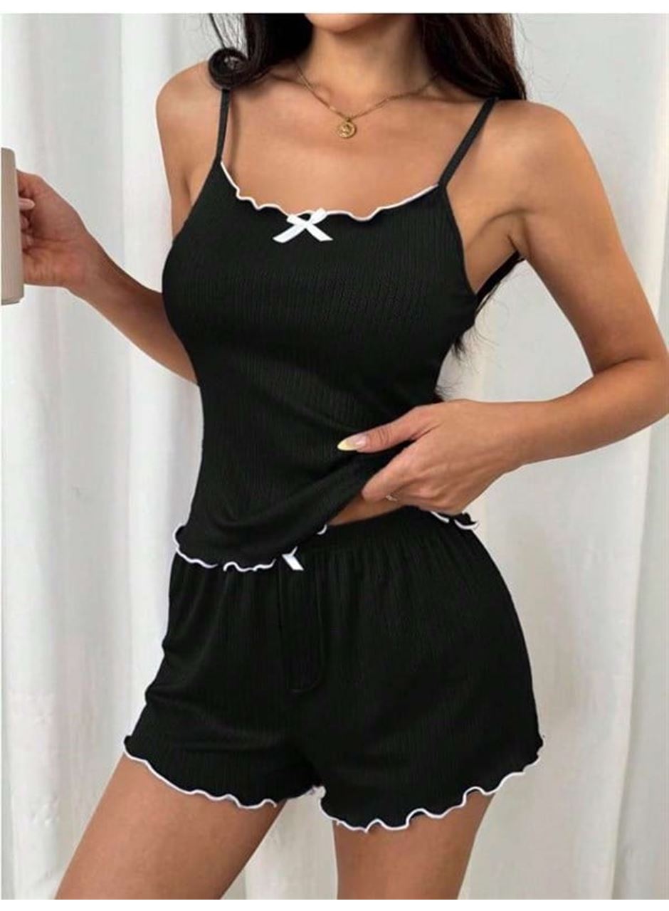 Siyah Beyaz Kurdelalı Askılı Şortlu Pijama Takımı