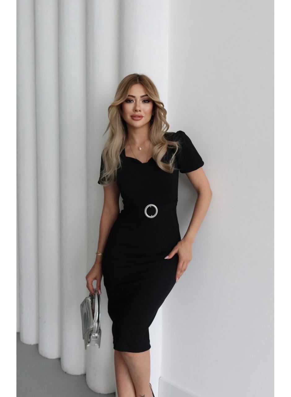 Kadın Kısa Kollu Yakası Açık önden Halka Detaylı Ithal Krep Elbise
