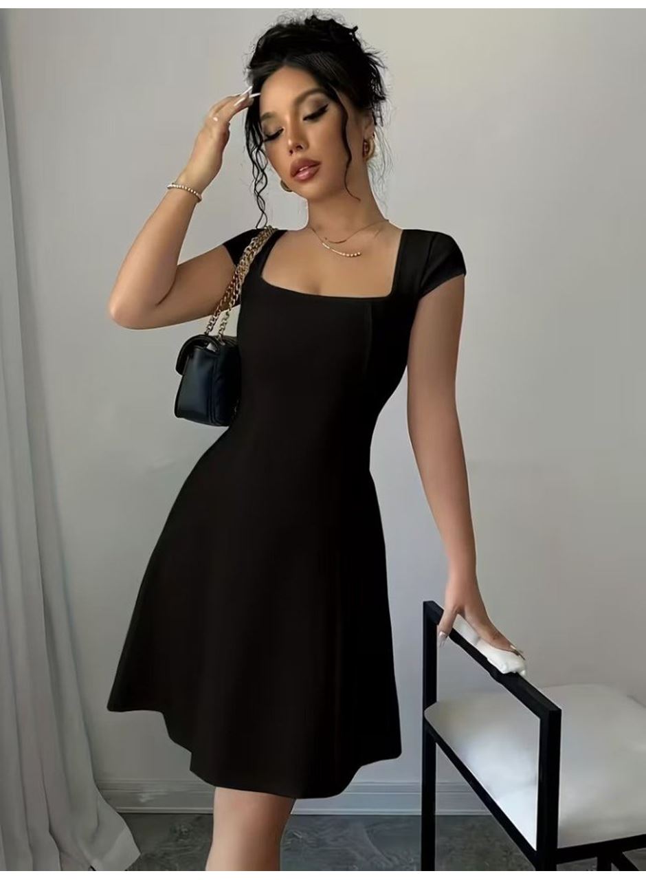 Kadın Kısa Kollu Kare Yakalı Kısa Ithal Krep Elbise