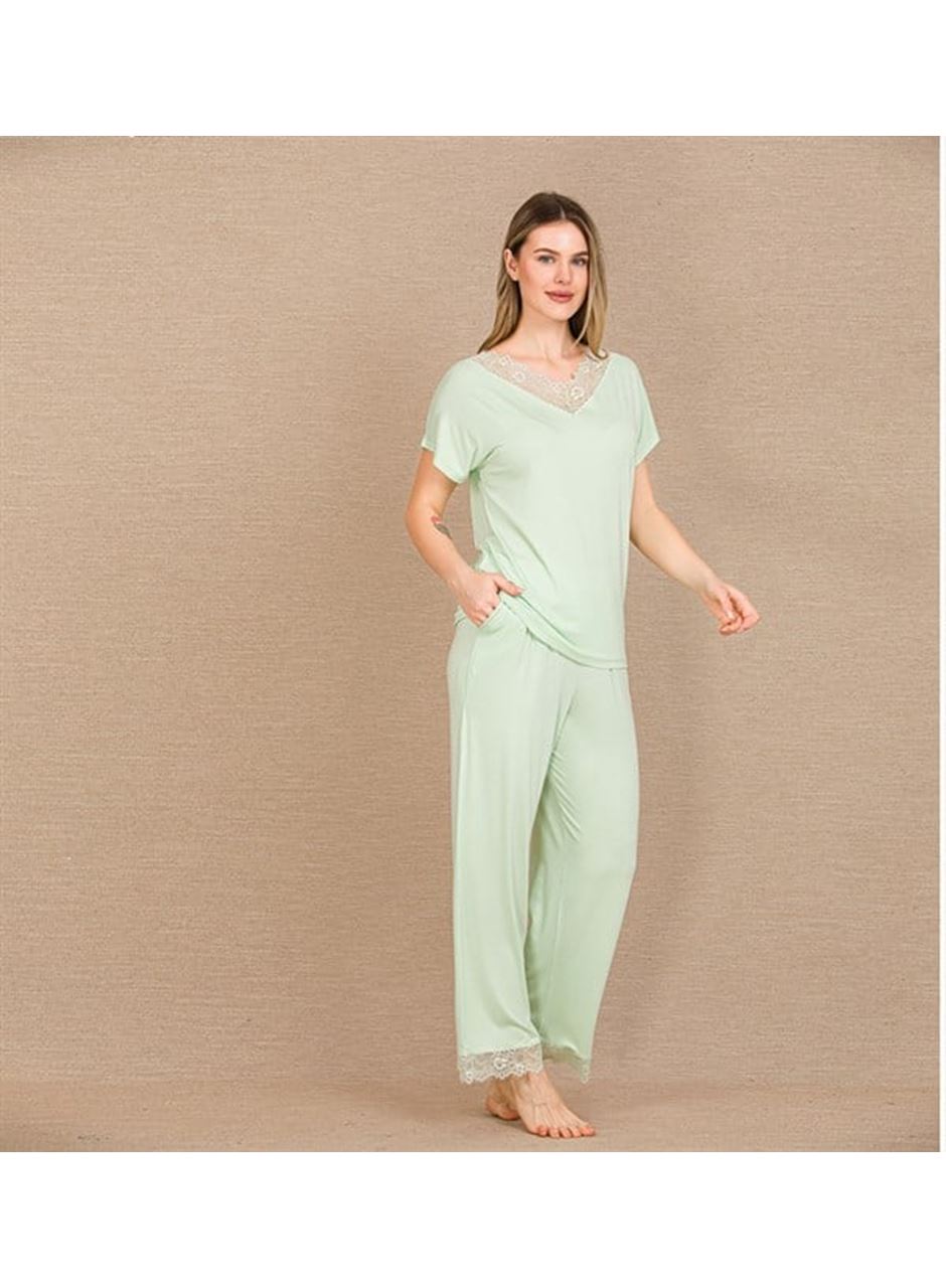 Viskon Şık Tasarım Dantel İşlemeli Açık Yeşil Kısa Kol Pijama Takımı