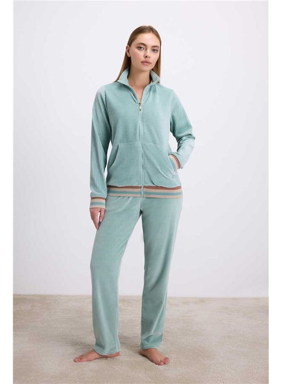Kadife Dokulu Uzun Kollu Sweatshirt ve Pantolon Takımı
