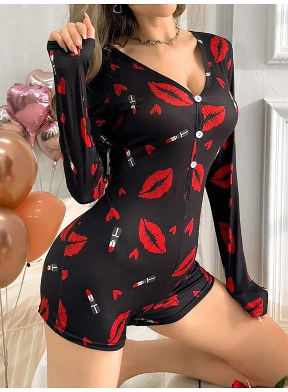 Pamuklu Kırmızı Ruj ve Öpücük Desenli Düğmeli Uzun Kol Tulum Pijama