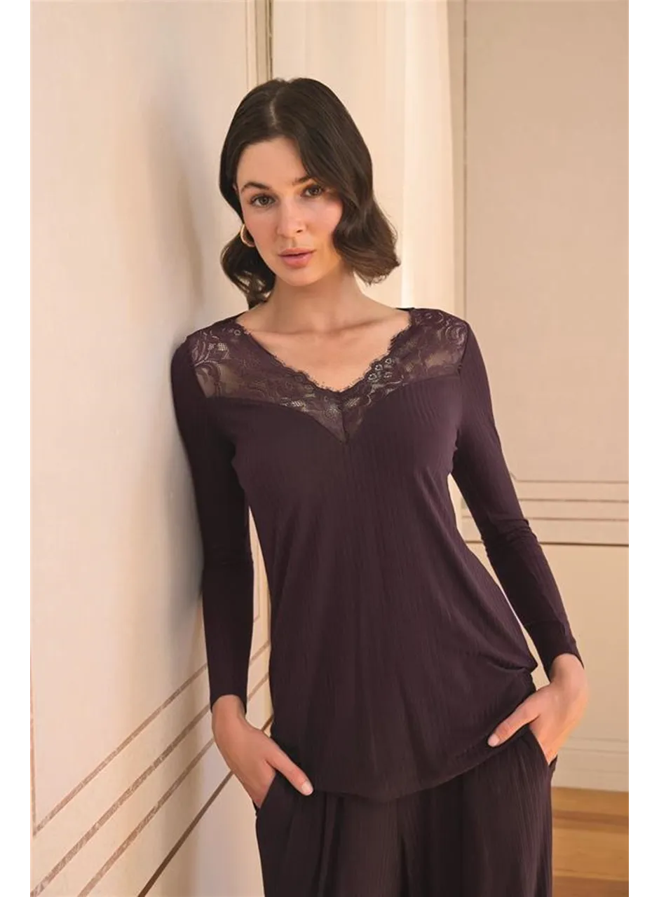 Uzun Kollu ve Dantelli Pijama Takımı