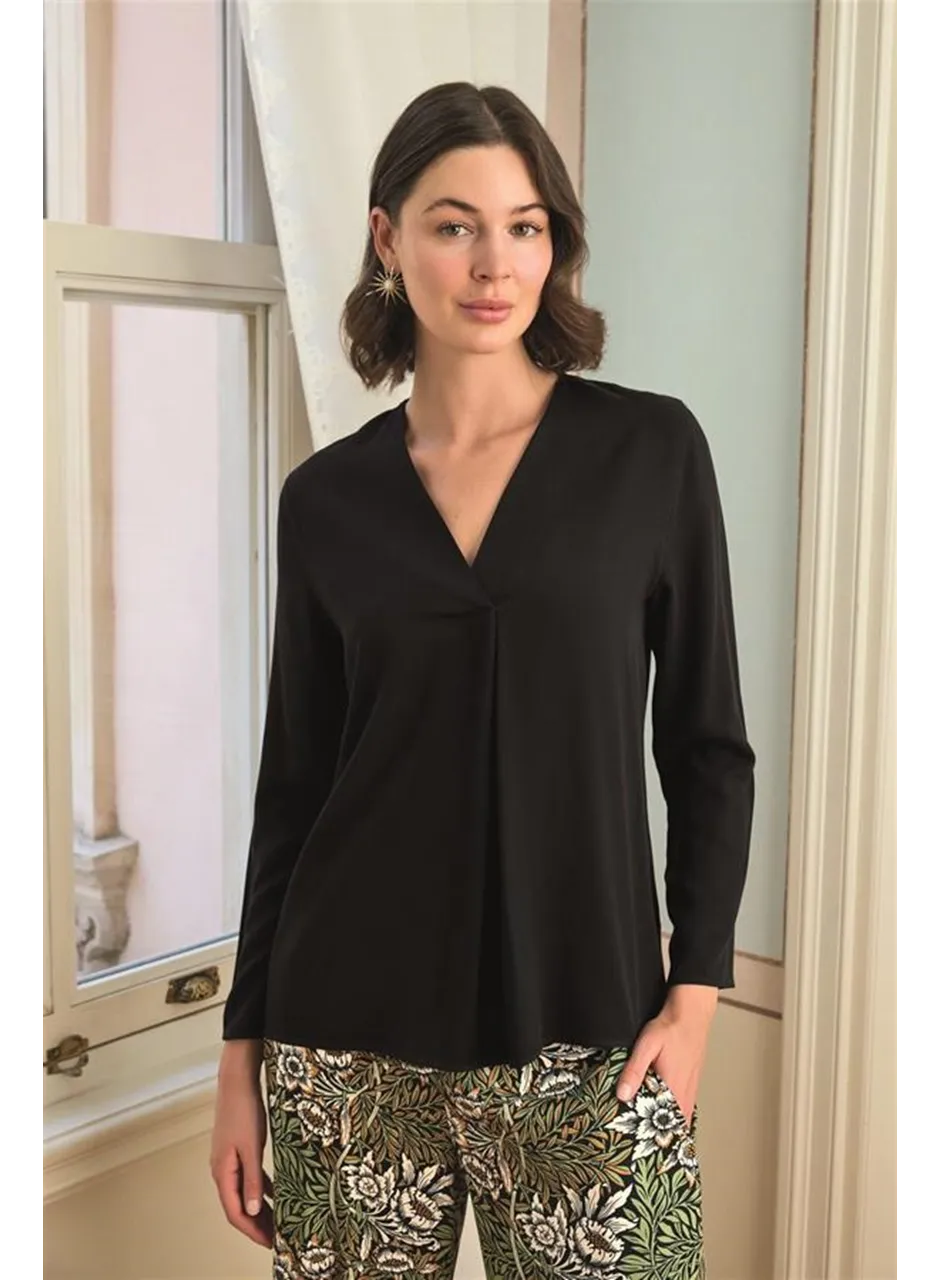 Çiçek Yaprak ve Etnik Desenli Uzun Kollu Pijama Takımı