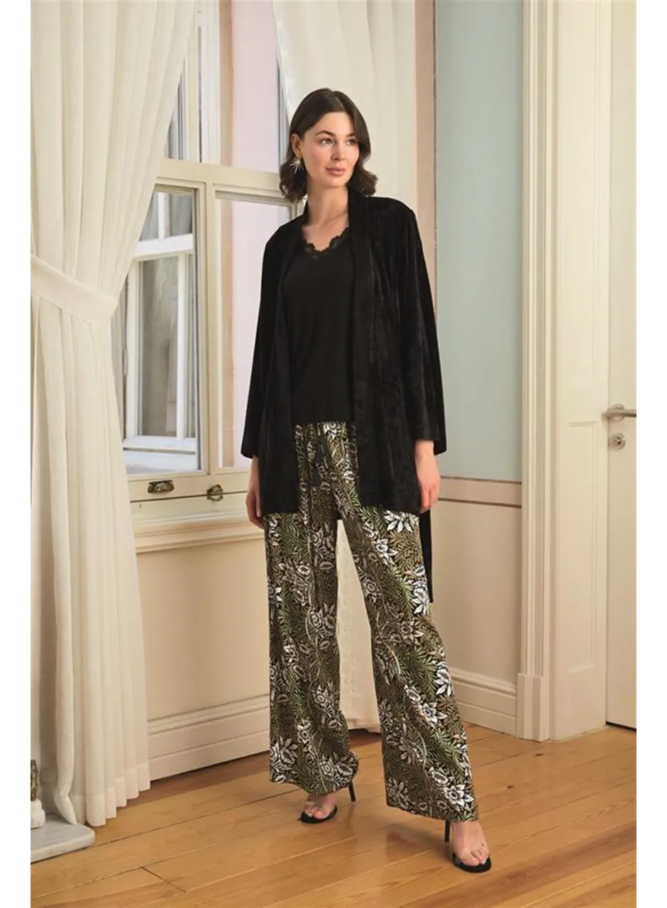 Çiçek Yaprak ve Etnik Desenli Dantelli 3'lü Pijama Takımı