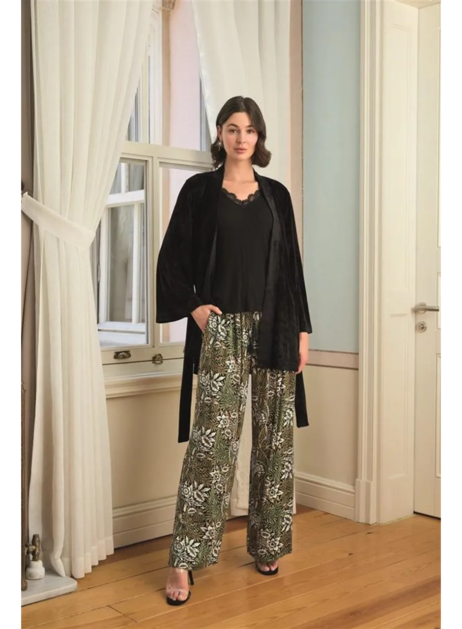 Çiçek Yaprak ve Etnik Desenli Dantelli 3'lü Pijama Takımı