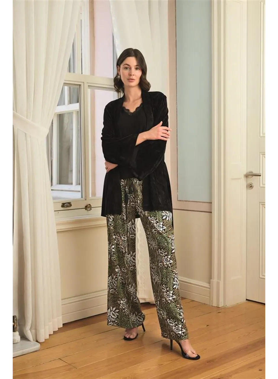 Çiçek Yaprak ve Etnik Desenli Dantelli 3'lü Pijama Takımı