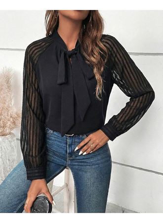 Kadın Uzun Kollu Reglan Kol Detaylı Tüllü Yakadan Bağlamalı Sandy Bluz