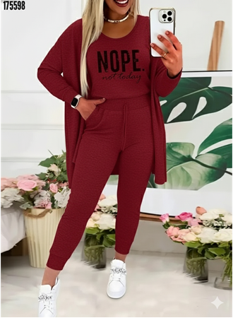 Kadın Askılı Yuvarlak Yaka Yazılı Viskon Iki Iplik Bluz Ceket Ve Pantolon 3lü Takım