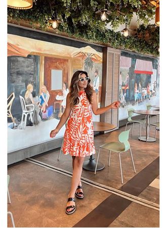 Kadın Sıfır Kollu Bisiklet Yakalı Fırfırlı Desenli Sofya Elbise