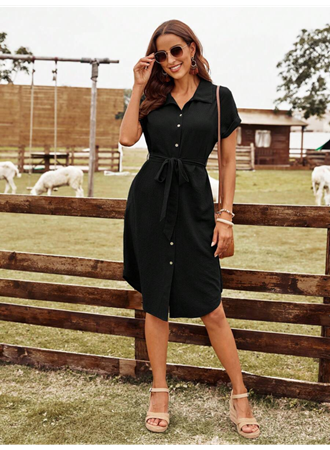 Kadın Kısa Kollu Yakalı önden Düğmeli Beli Kuşaklı Bürümcük Elbise