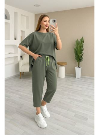 Kadın Kısa Kollu Bisiklet Yaka Viskon Iki Iplik Bluz Ve Pantolon Ikili Takım