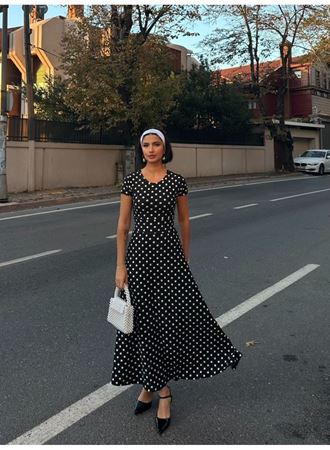 Kadın Kısa Kollu Bisiklet Yaka Puantiyeli Maksi örme Krep Elbise