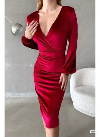 Kadın Kadife Kumaş Kruvaze Yaka Balon Kol Ve Yırtmaç Detaylı Midi Boy Elbise