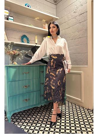 Siyah Baskılı Kroşetalı Etek