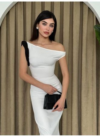 Jovani Omuz Detaylı Elbise
