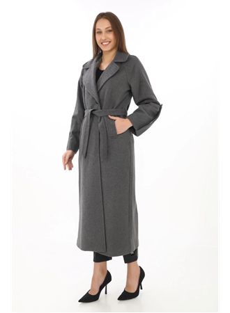 Uzun Kaşe Kaban – Yünlü Dokuma Kaşmir Kumaş, Kruvaze Yaka, Kuşaklı Astarlı Tesettür Uyumlu Şık Kışlık Siyah Model - Füme