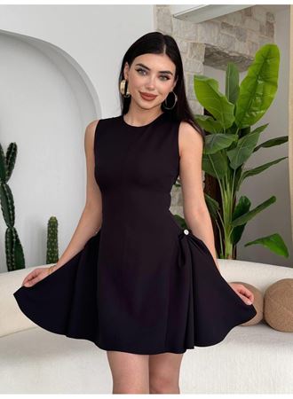 More İnci Detaylı Elbise