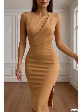 Kadın Goğüs Detaylı Sırt Dekoltelı Yırtmaç Detaylı Scuba Elbise