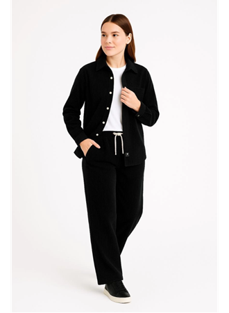 Kadife Oversize Takım – Gömlek Ve Pantolon İkili Set Füme Corduroy Şıklığı, Rahat Ve Zarif Duruş Yumuşak Dokulu Kadife Kumaş, Düğmeli Gömlek Üst Ve Lastikli Pantolon Alt Parça Ile Gün Boyu Konfor- Siyah