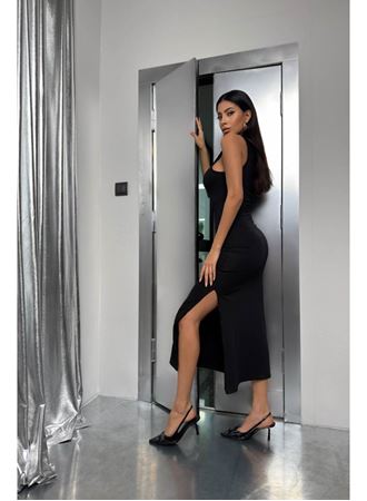 Yüzücü Yaka Spor Elbise