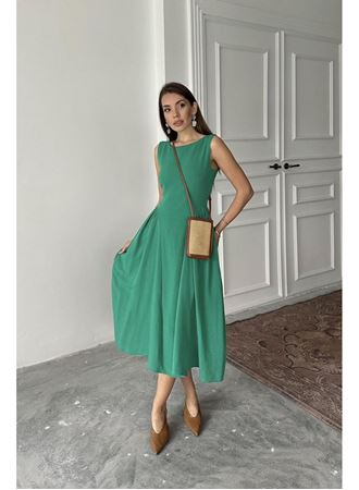 Yeşil Yanları Büzgülü Midi Boy Keten Elbise