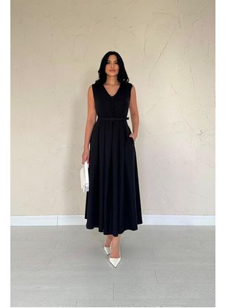 Siyah Önü Britli Pileli Elbise