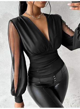 Kadın Uzun Yırtmaç Tül Detaylı Derin V Yakalı Sandy Bluz