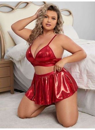 Büyük Beden Kırmızı Deri Etekli Fantezi Kostüm