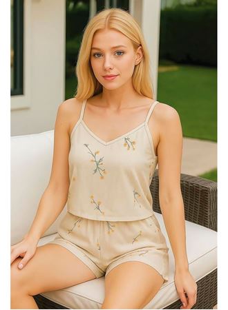 Gri Çiçek Desenli Askılı Şortlu Pijama Takımı