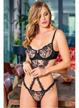 Balenli Desteksiz Dolgusuz Çıkabilen Bel Aksesuarlı Dantelli Sütyen ve Slip Takım