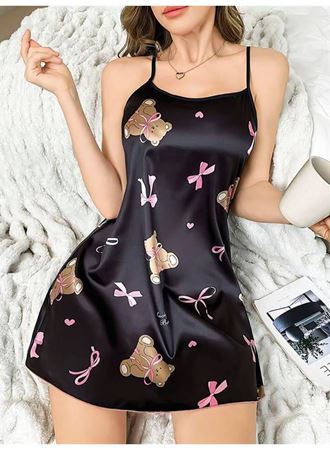 Siyah İnce Askılı Ayıcık Desenli Saten Mini Gecelik